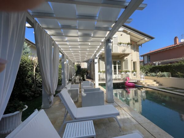 Villa singola con piscina - Pietrasanta - immagine 2