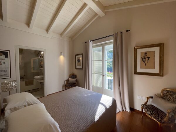 Villa singola con piscina - Pietrasanta - immagine 7