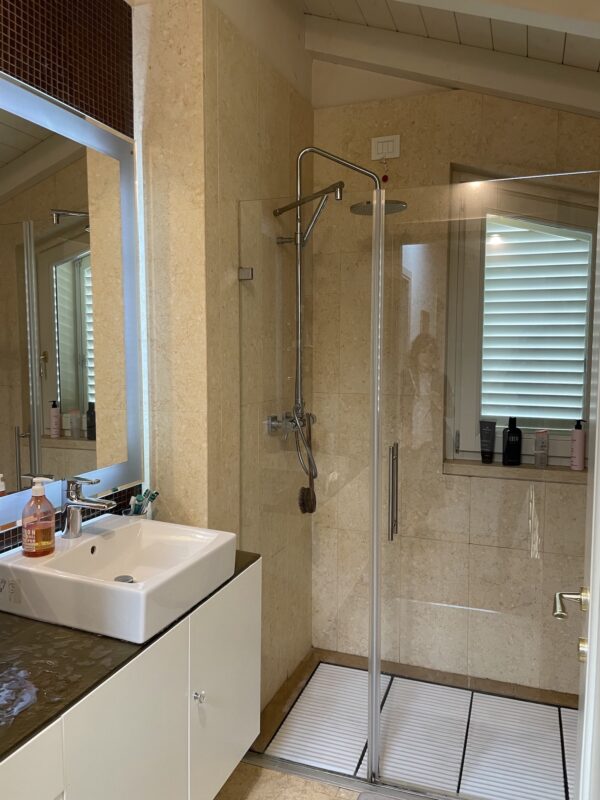 Villa singola con piscina - Pietrasanta - immagine 13